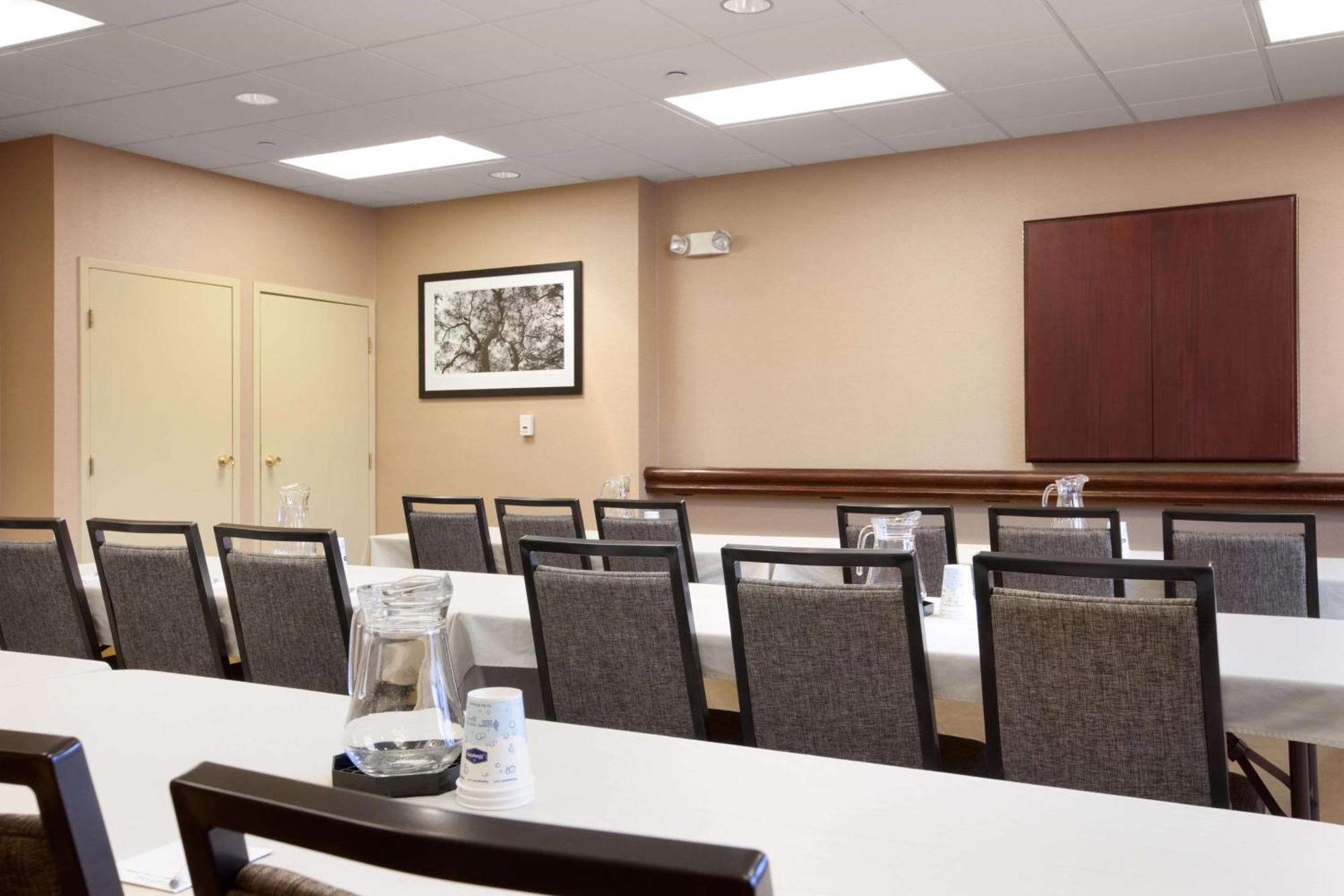 Hampton Inn Boston/Braintree Exterior photo