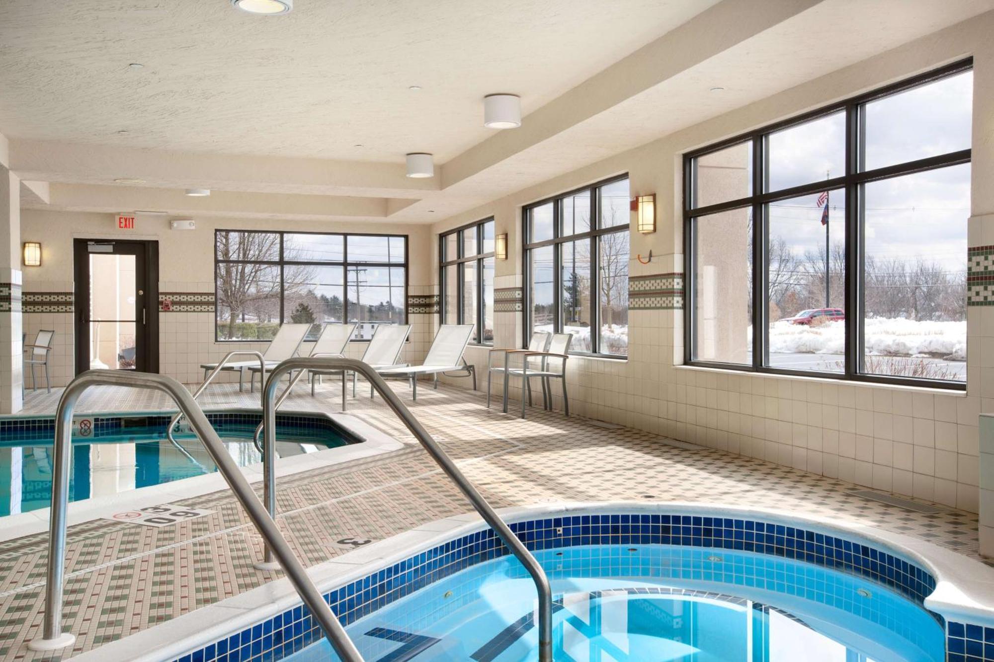 Hampton Inn Boston/Braintree Exterior photo